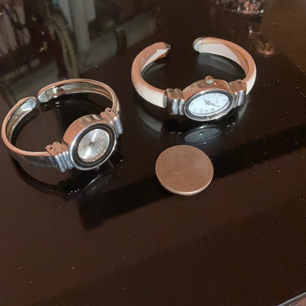 ⌚️🤩 GREAT DEAL! 2-for-1 Women’s Watches